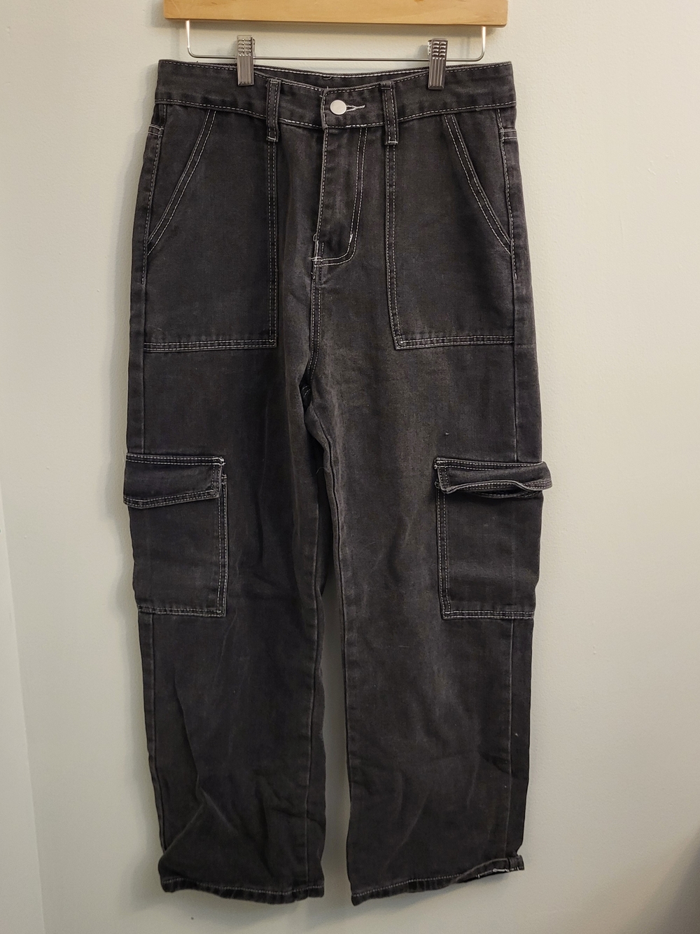 ROMWE Washed Black Straight Leg Cargo Pants